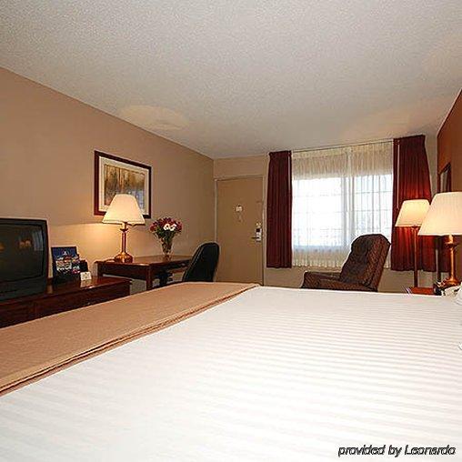 Magnuson Hotel Red Baron Garden City Luaran gambar