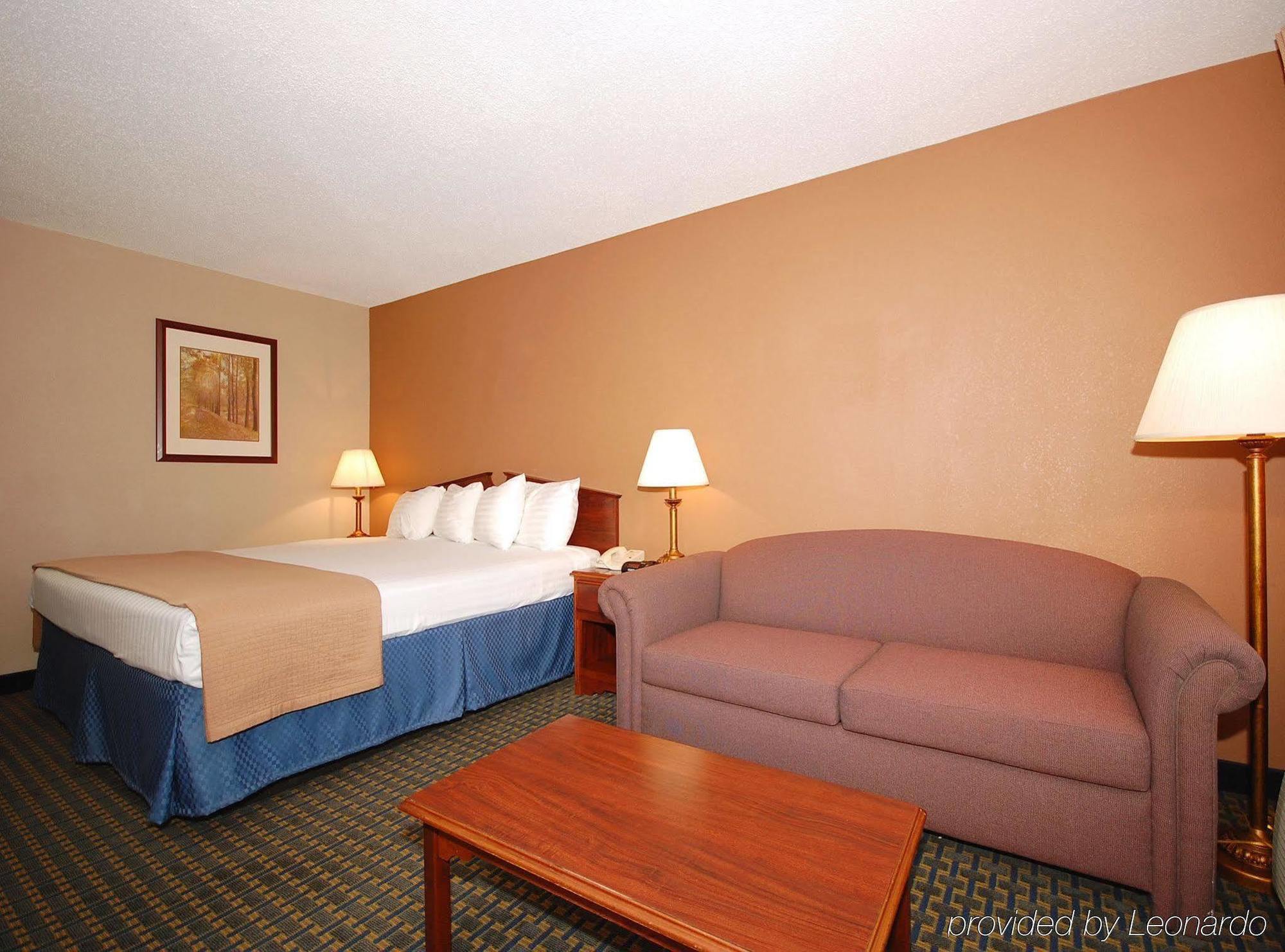 Magnuson Hotel Red Baron Garden City Bilik gambar